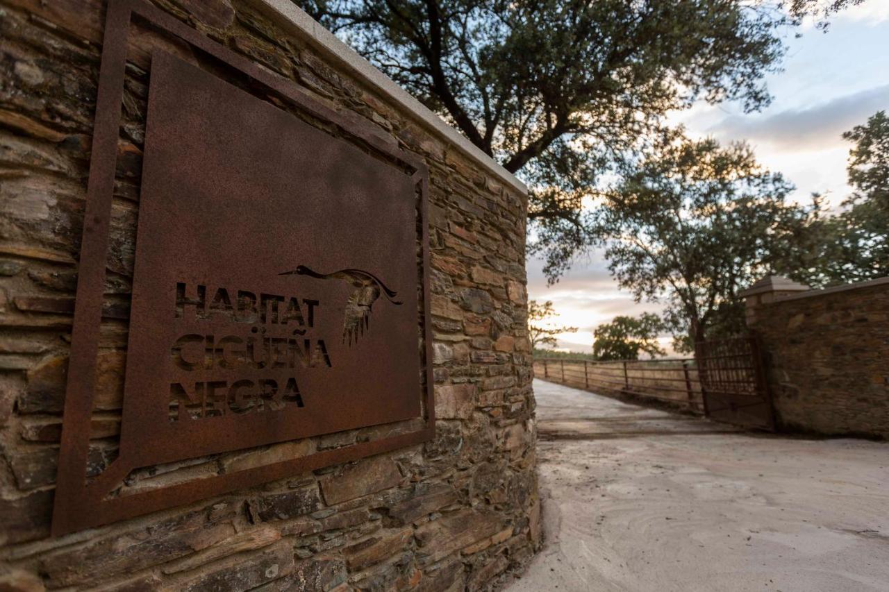 Habitat Cigueena Negra Valverde del Fresno Exterior foto