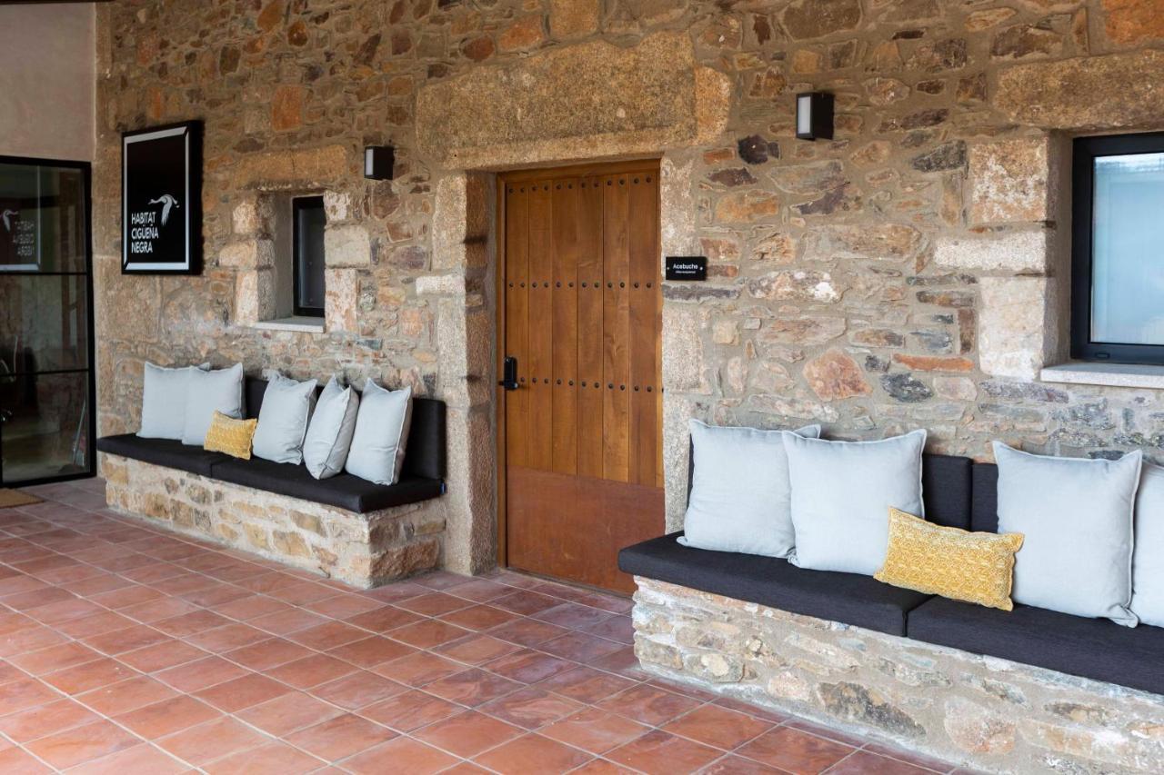 Habitat Cigueena Negra Valverde del Fresno Exterior foto